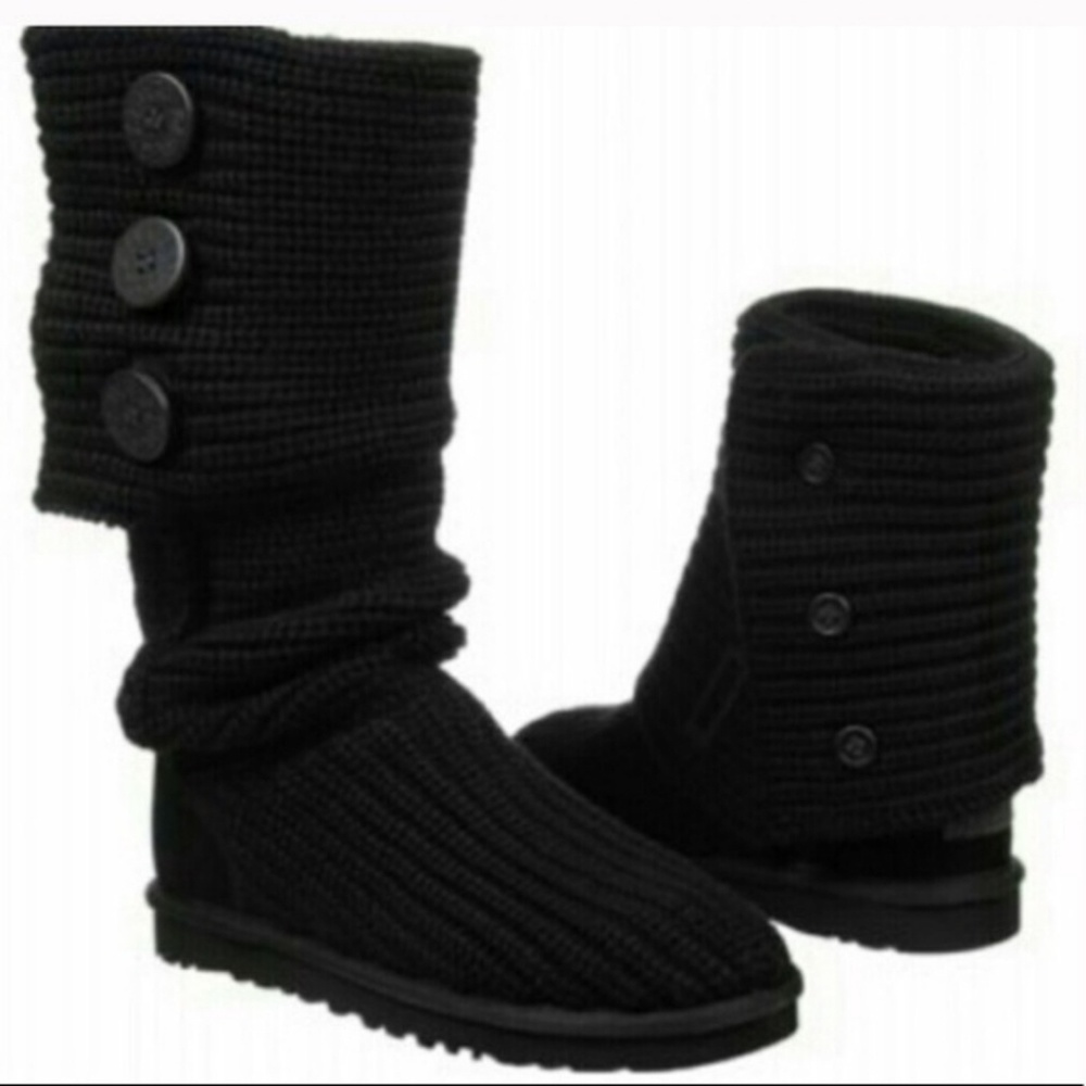 UGG black classic cardy boots size 7